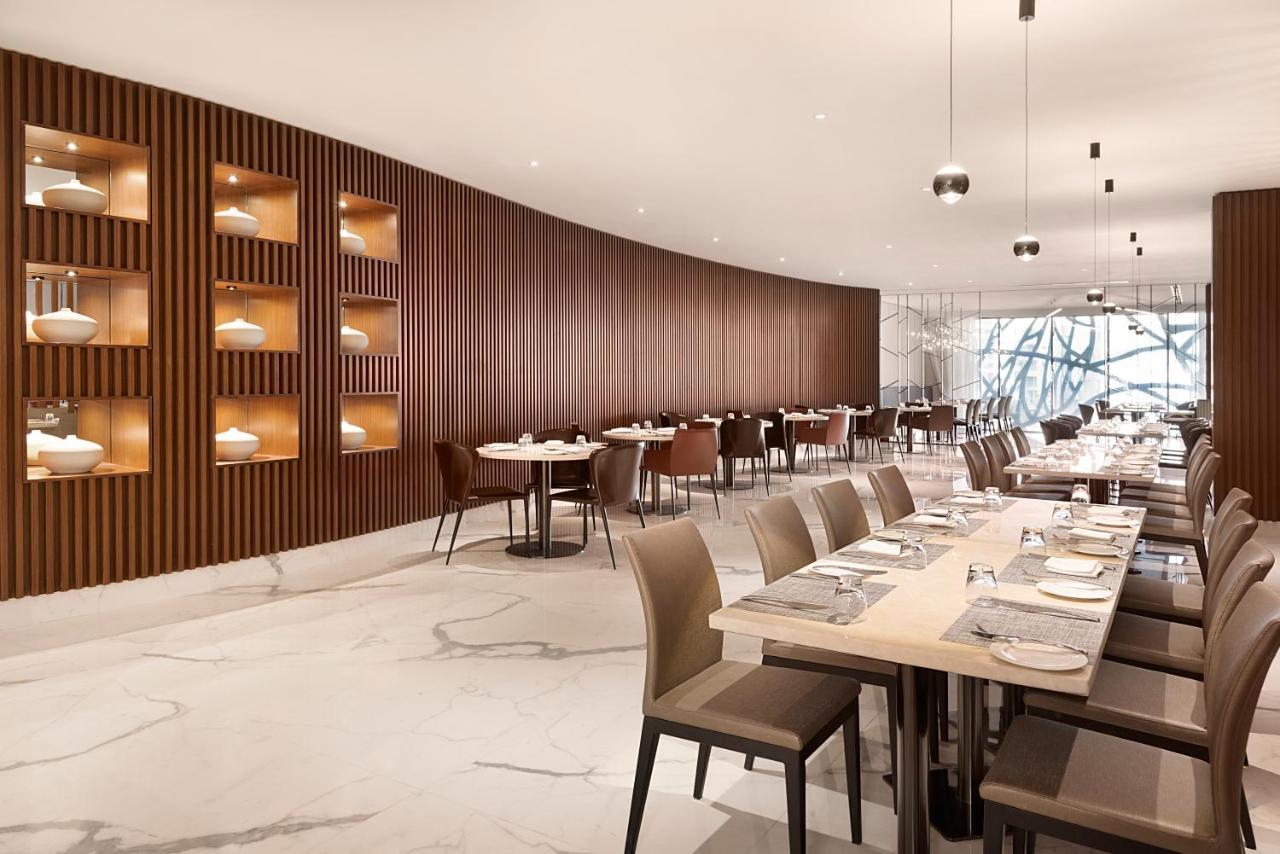 Asiana Grand Hotel Dubaj Kültér fotó The restaurant